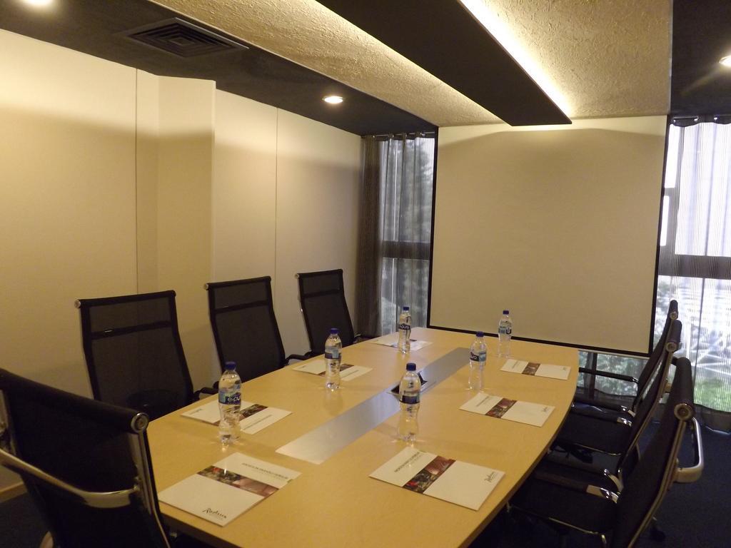 Radisson Paraiso Hotel Città del Messico Esterno foto Meeting room at the hotel